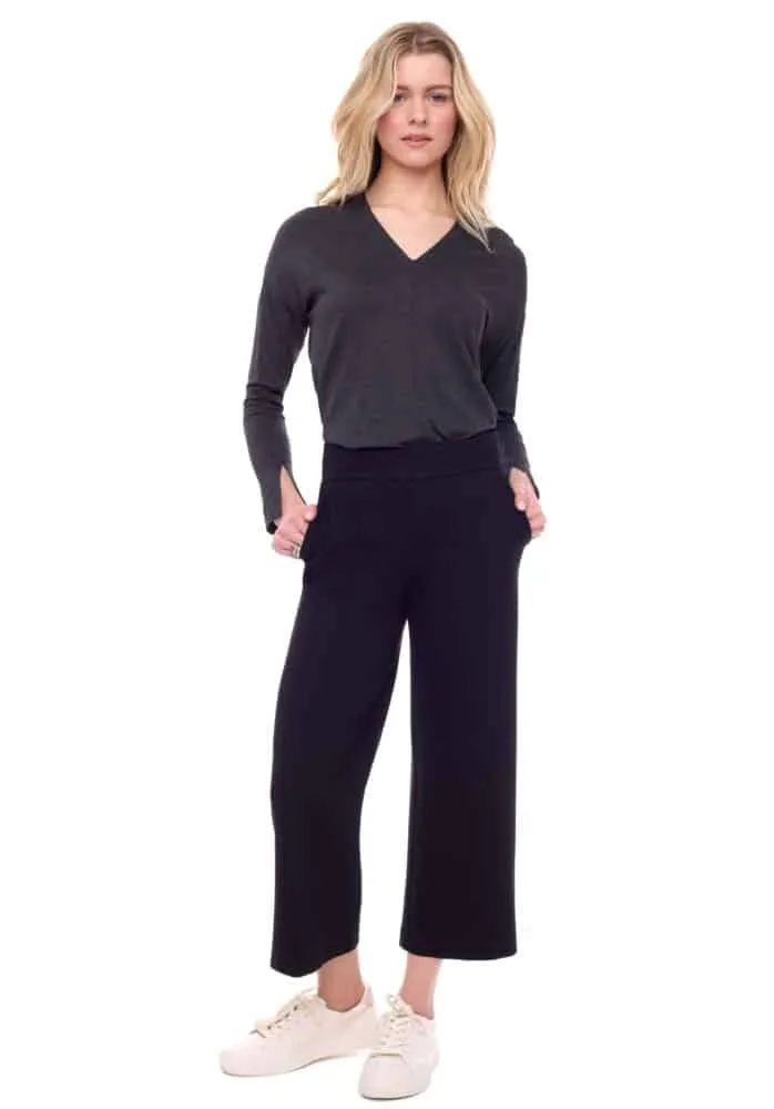 67928 Black Wide Leg Crop Pant