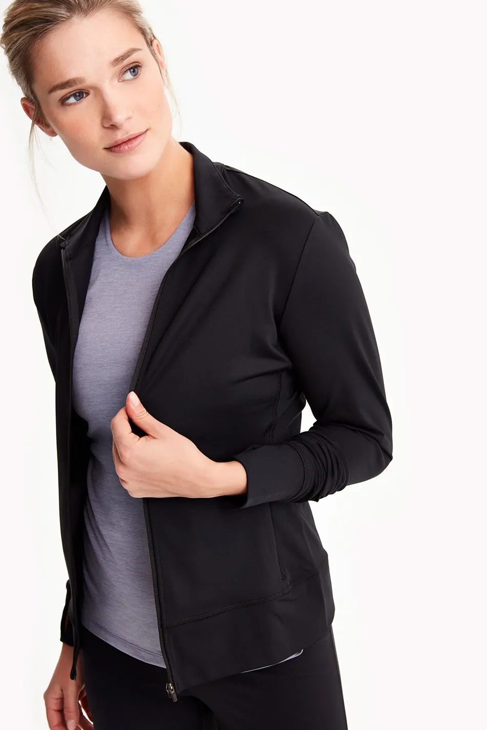 ESSENTIAL UP JACKET