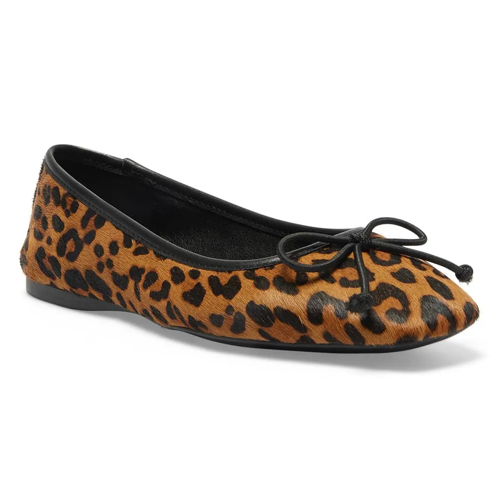 Maya Flat in Animal Leather