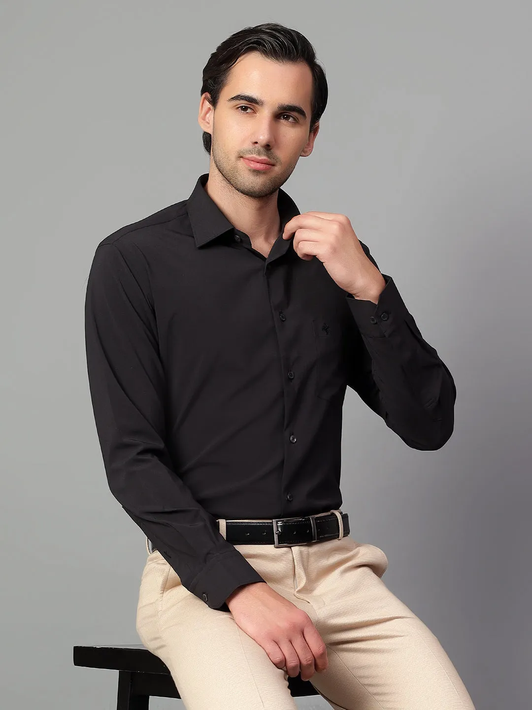 Men's Black Solid Full Sleeve Formal Shirt