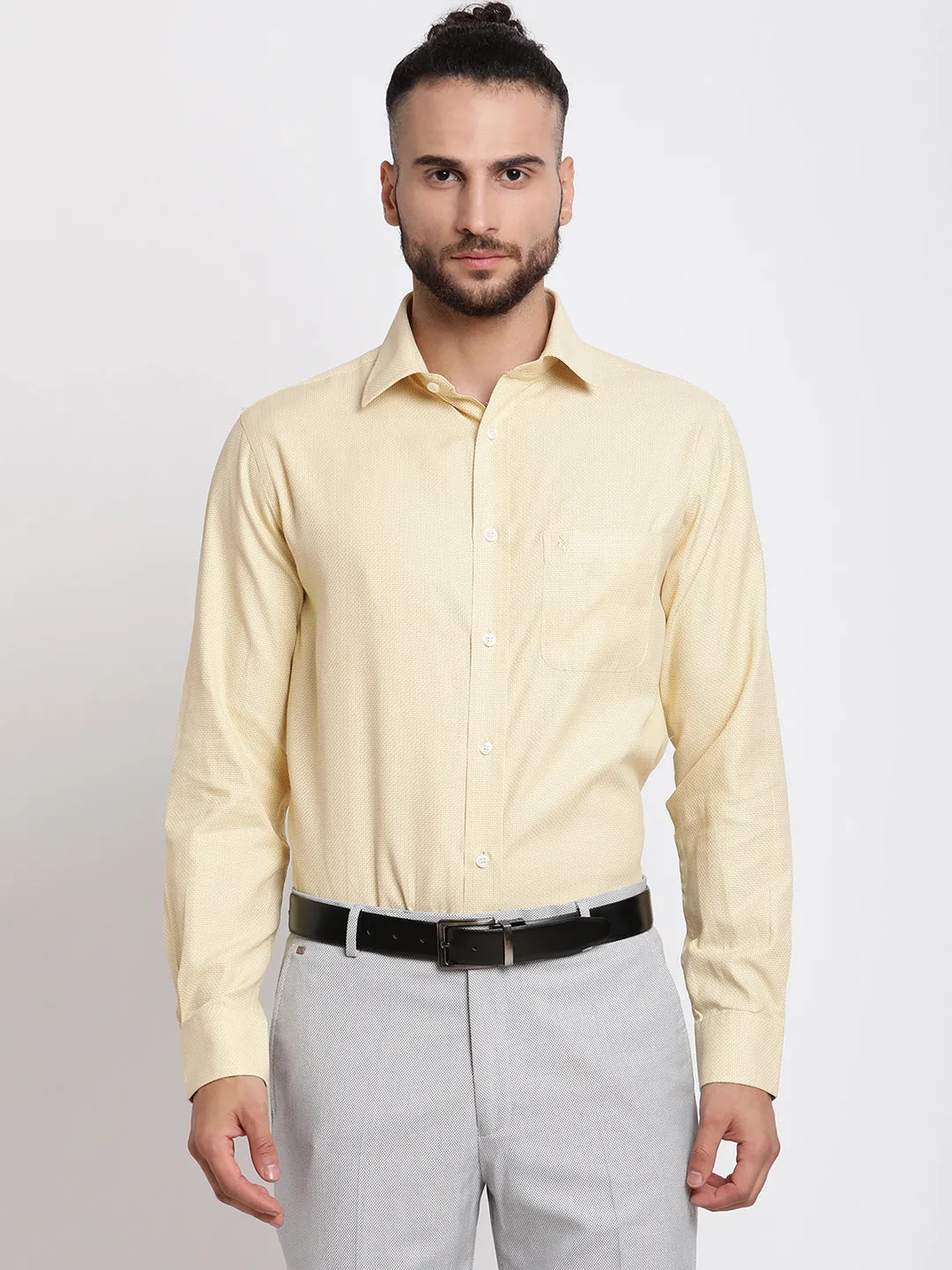 Men's Light Yellow Formal Self Textured Full Sleeve Shirt