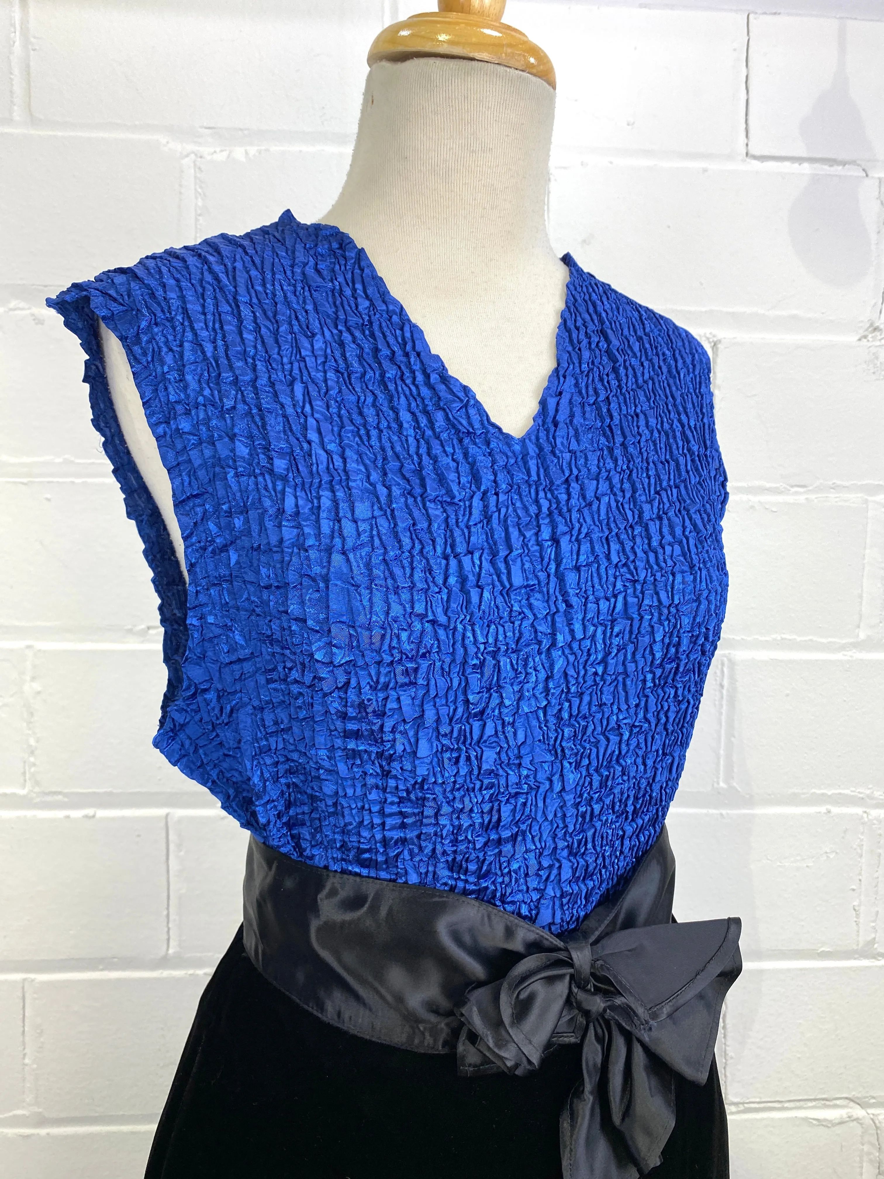 Vintage 1990s Royal Blue Stretchy Satin Crinkle Sleeveless Top, L